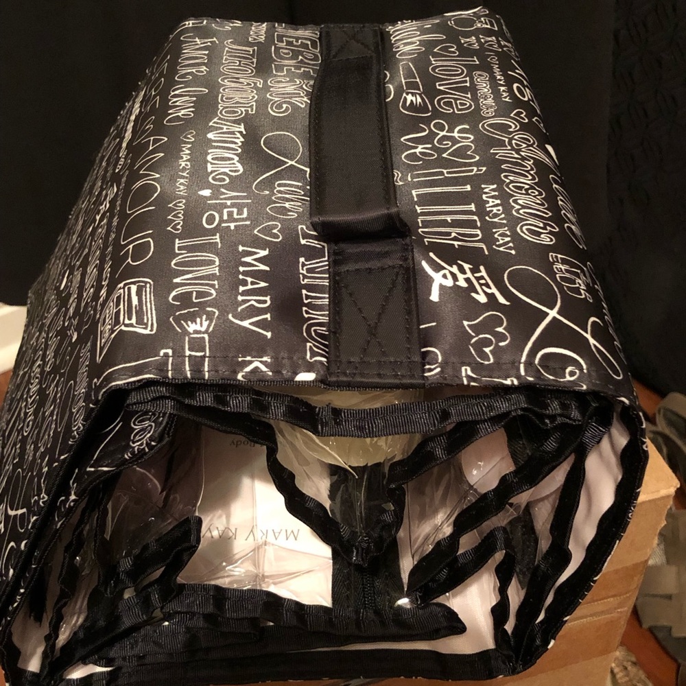Makeup bag - Picture 7 of 8